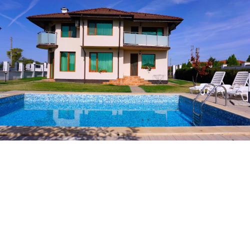 Вила Помело - Family Villa Pomelo