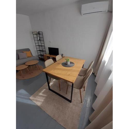 Апартамент за нощувки - Златен век, Holiday apartment - Zlaten vek