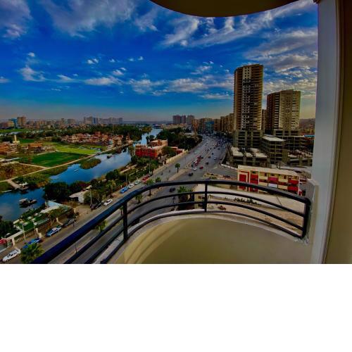 كورنيش النيل البحر الاعظم -Nile corniche albahr alaeizam