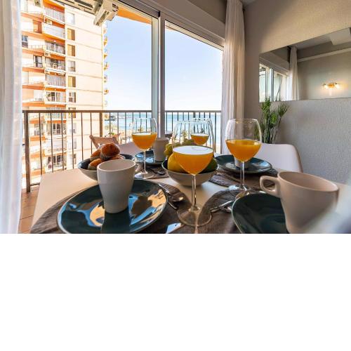 1 bed 1 bath beachfront seaview