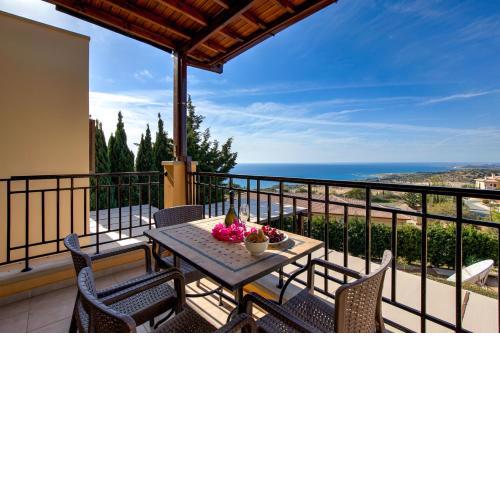 1 bedroom Apartment Pyrgos with beautiful sea and sunset views, Aphrodite Hills Resort