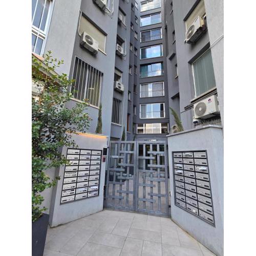 1 room apartment on the 1st line