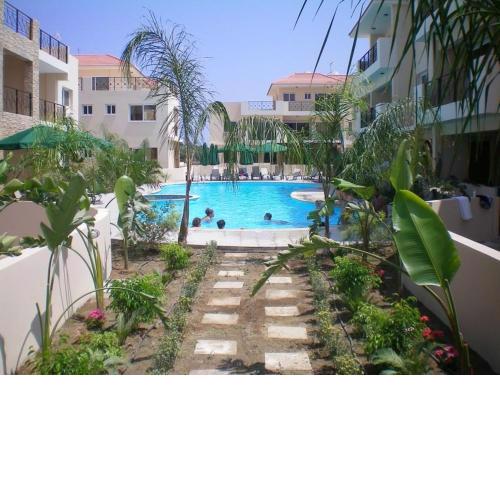 103 ELEGANT 2 bed apartment with free Wifi, AC, pool & gym!