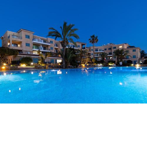 105 Kings Palace - Fabulous 2 Bed, 2 bath, Large Patio with Garden - Sea Views