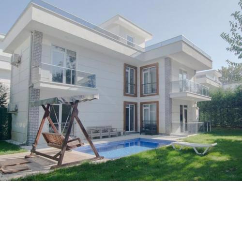 10m lake walk family frindes villa