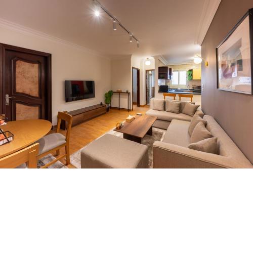 1842 - 2br Serviced Apartment - Central