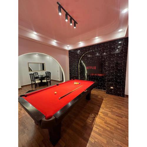 2 - BEDROOM APARTMENT in the heart of Zamalek free private car airport transport