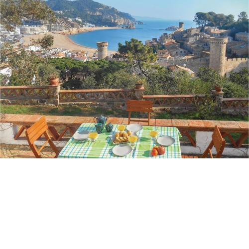 2 Bedroom Amazing Home In Tossa De Mar