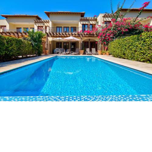 2 bedroom Apartment Eros with private pool and garden, Aphrodite Hills Resort