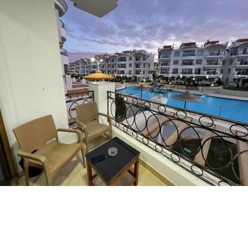 2-Bedroom Apartment on the Second Floor with a Balcony and amazing Pool View & Free Beach Access in Sharm Hills Resort