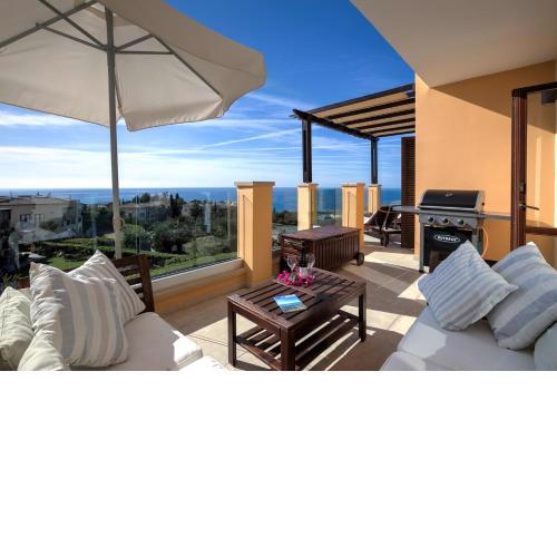 2 bedroom Apartment Thalassa with sea and sunset views, Aphrodite Hills Resort