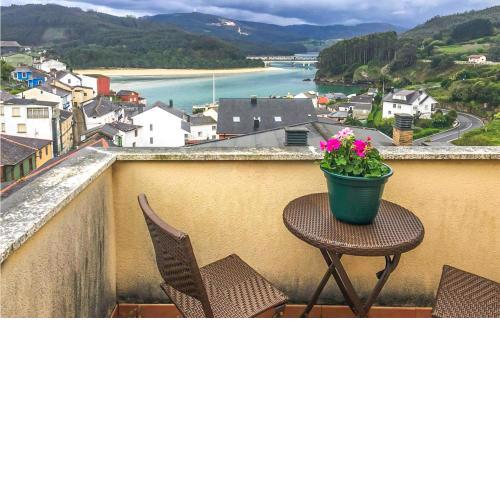2 Bedroom Gorgeous Apartment In Mañon