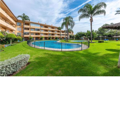2 Bedroom Gorgeous Apartment In Marbella-Elviria