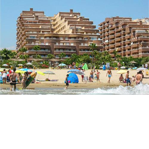 2 Bedroom Gorgeous Apartment In Oropesa