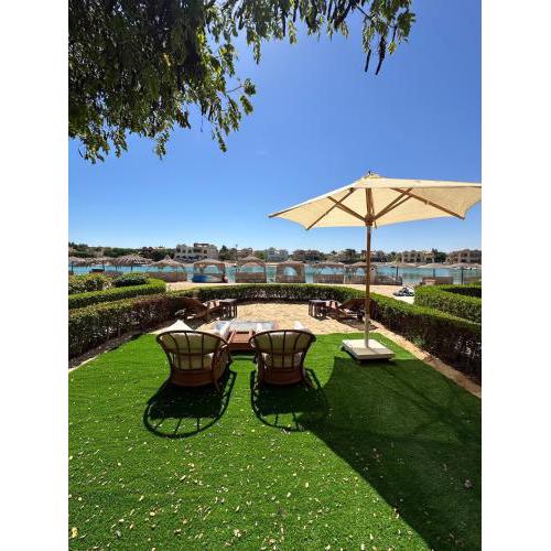 2 Bedroom Ground Floor New Nubia - 2 minutes walk to marina Abu Tig