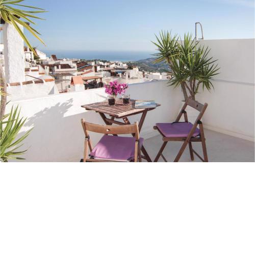 2 Bedroom Stunning Home In Frigiliana