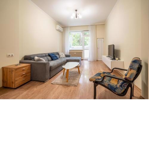 2 bedroom Urban retreat