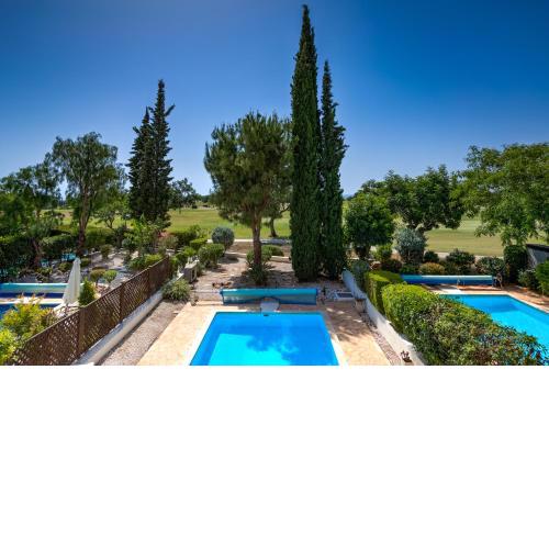 2 bedroom Villa Proteus with private pool, Aphrodite Hills Resort