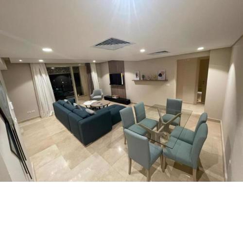 2 Bedrooms Plus Nanny Room In Mangroovy