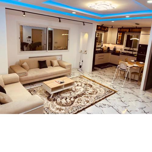 2 bedrooms Smart Home 5m drive to the Sea