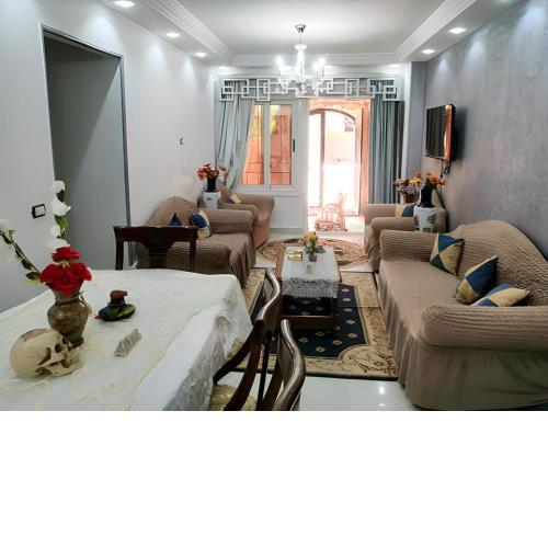 2 bhk with private garden near pyramids