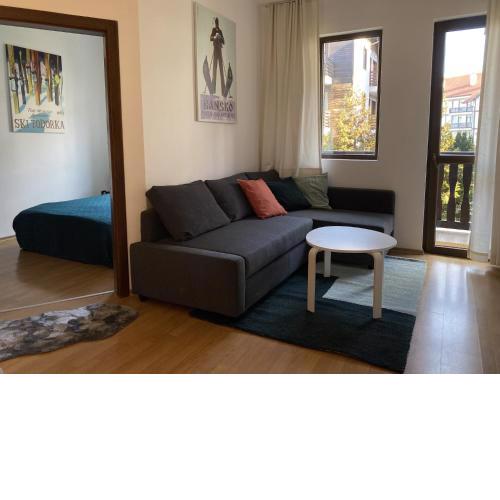 2 BR apartment next to Gondola Ski Lift