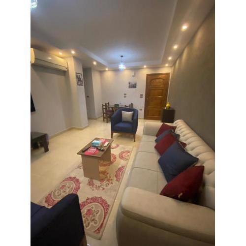2 BR entire apartment - 1418