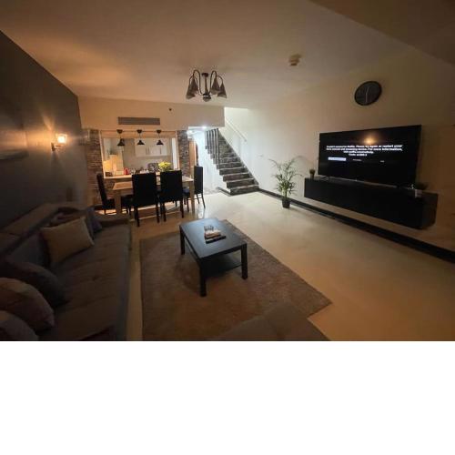 2 floors apt with pool in Porto