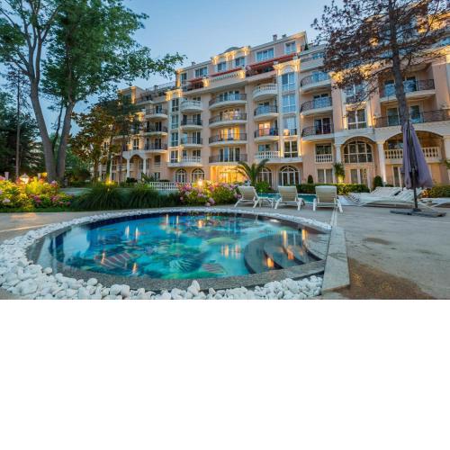 2 Room Apartment in Luxury Komplex Venera Palace
