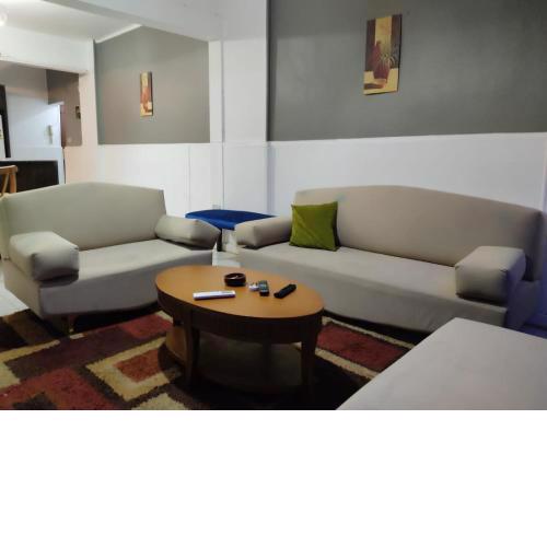 شقه شارع 204