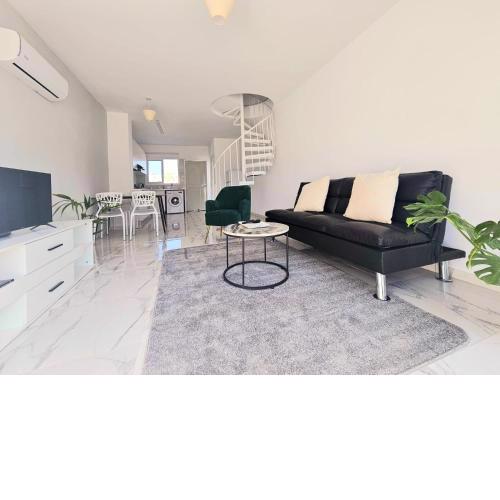 2BD Garden Apartment