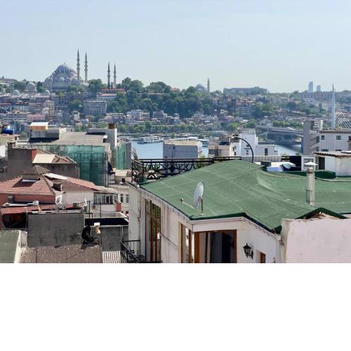 2Br, 2Ba, 4th Floor of Historical Building ,Galata