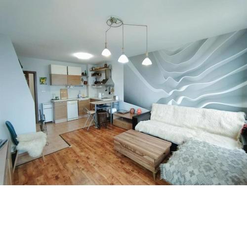 2BR mountain view, SPA, parking, ski piste