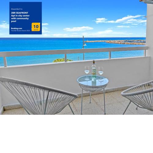 2BR SEAFRONT Apt in city center with community pool