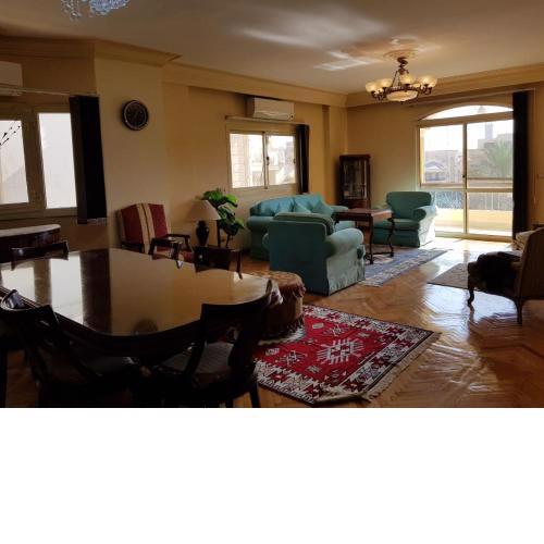 2BR Sunny Apartment near 5A, New Cairo Families Only