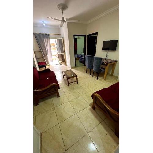 شقة 3 غرف مكيفة تري البحر بالبوسيت - Air conditioned 3br apartment with sea view