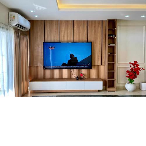 3 Bdrs cozy nile front apartment