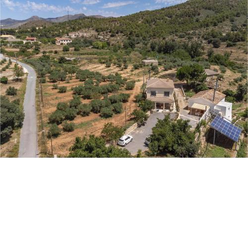 3 Bedroom Amazing Home In El Campillo