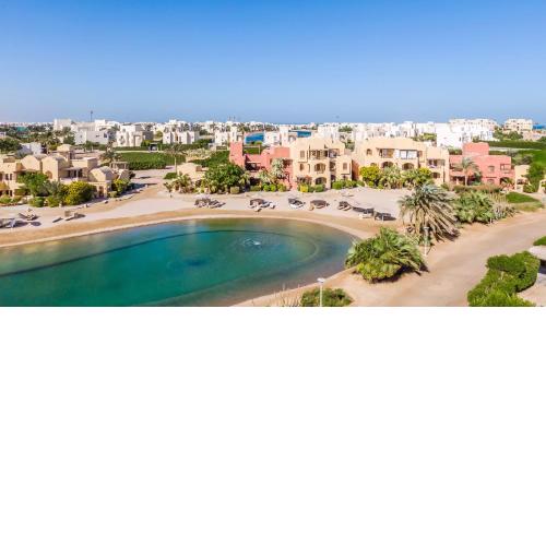 3-Bedroom Apartment - Great location- Upper Nubia