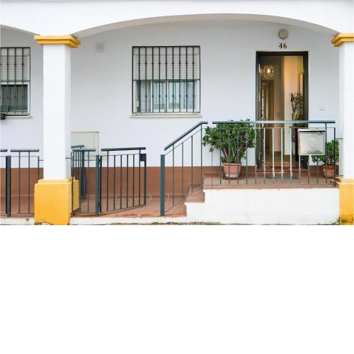 3 Bedroom Cozy Home In La Algaba