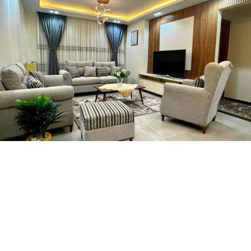 3 Bedroom Luxury Apartment-Maadi