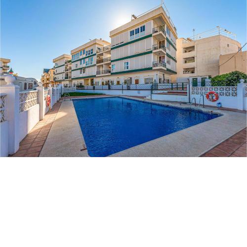 3 Bedroom Pet Friendly Apartment In Torrox