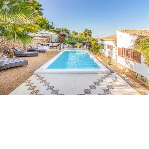 3 Bedroom Pet Friendly Home In Trencall