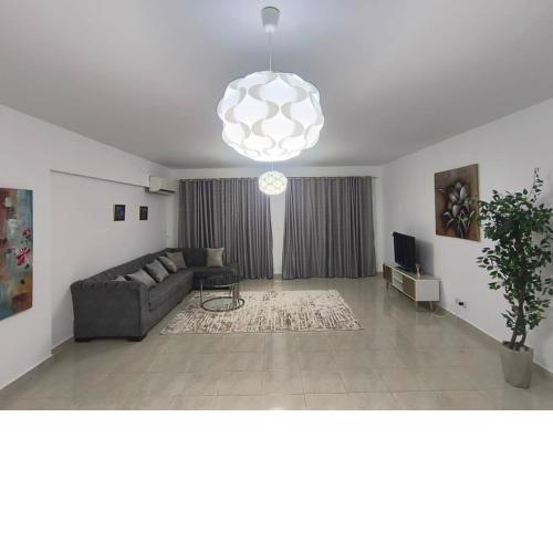 3 bedrooms apartment