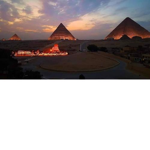 3 Pyramids Hotel
