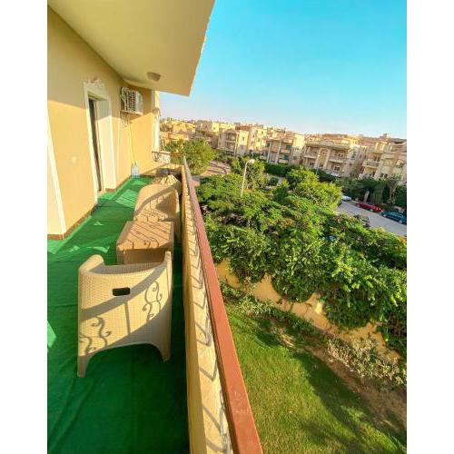 3BD Apartment in a family house with garden view