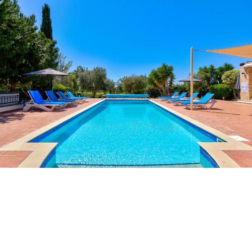 4 bedroom Villa Kellia with private pool, Aphrodite Hills Resort