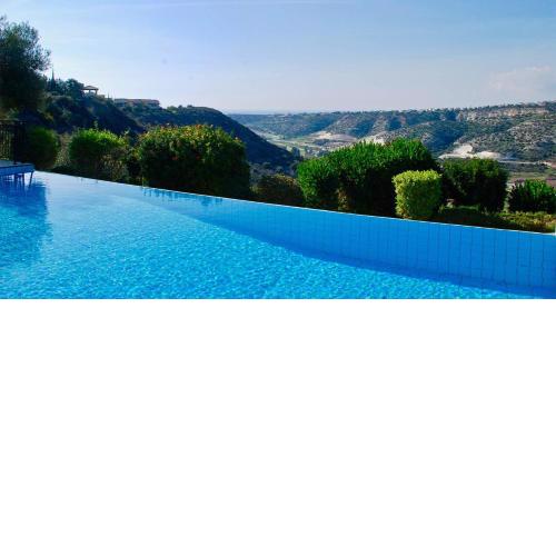 4 bedroom Villa Kourion with private pool, Aphrodite Hills Resort
