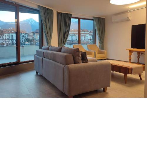 4-bedrooms luxury apartment very close to ski lift