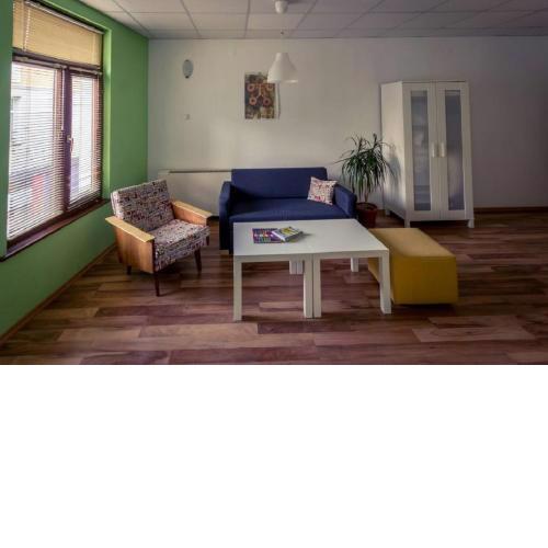 4 Rooms